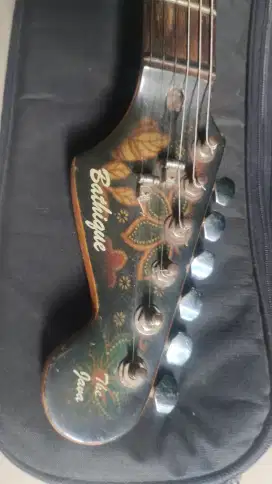 GITAR BUTHIQUE TELECASTER LUTHIER ( NO FENDER IBANEZ CORT )