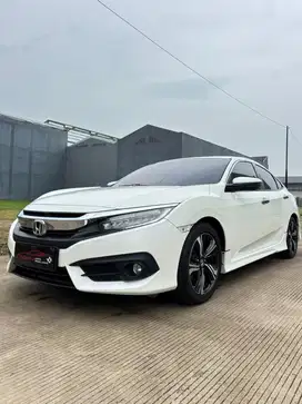 Honda Civic Turbo 1.5 TC CVT ES Sedan 2016 Automatic ( Putih Metalik )