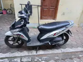 Mio J 2012 dijual cepat