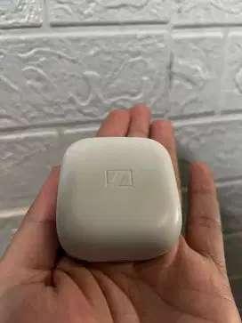 TWS Sennheiser Accentum garansi panjang