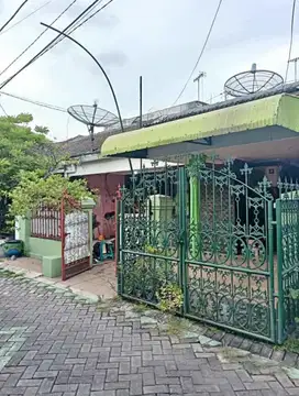 25. DIJUAL RUMAH GUNUNGSARI INDAH SURABAYA