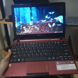 Acer Aspire one 722 Slim AMD C60 DDR 4GB HDD320GB 12 Baterai 2 jam