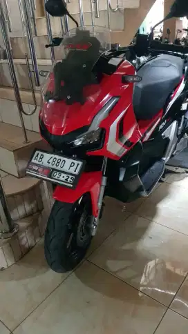 Adv 150 abs merah hitam low km  Gbm bisa tunai atau kredit