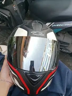 Helm Zeus Second