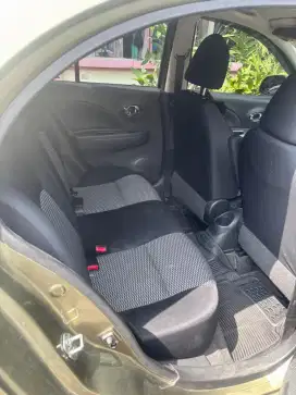 Dijual Nissan March