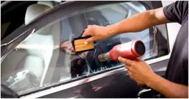 Dicari tukang pasang kaca film mobil berpengalaman