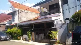 Rumah Rapi Siap Huni di Tebet Dalam Jakarta Selatan