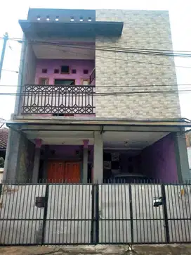 Rumah 3 lantai komplek GBA bojongsoang dkt stt Telkom buahbatu