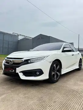 Mobil bekas Honda Civic Turbo sedan 2016