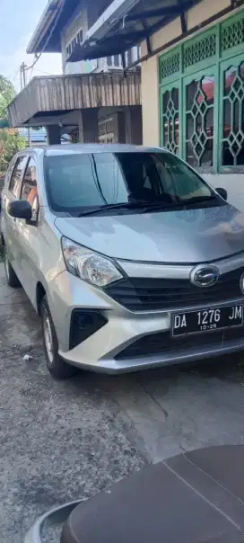 DIJUAL MOBIL ISTIMEWA DAIHATSU SIGRA TIPE D MANUAL TAHUN 2021