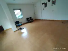 DISEWA RUMAH RUKO Cengkareng pinggir jalan ramai  3 LANTAI 16x5