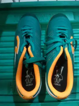 Sepatu Futsal Preloved