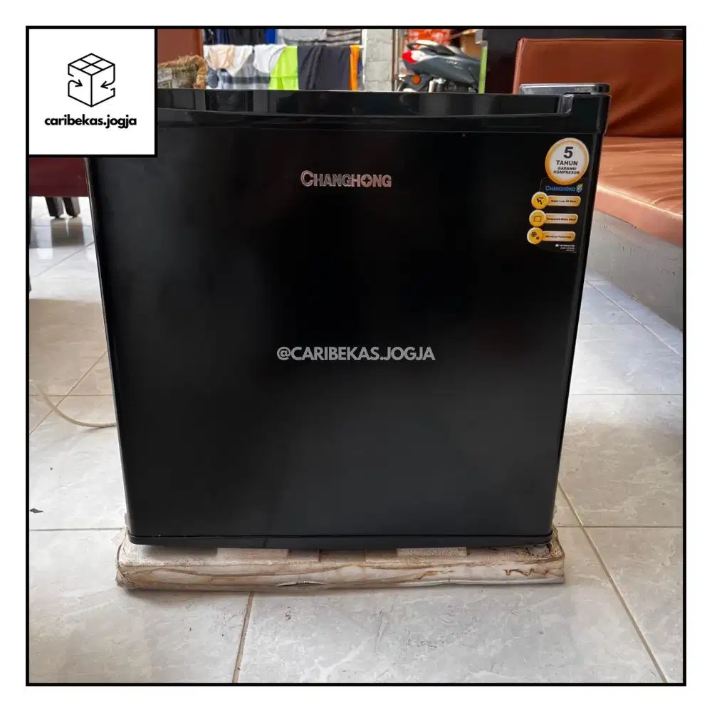 KULKAS 50 L & 100 L