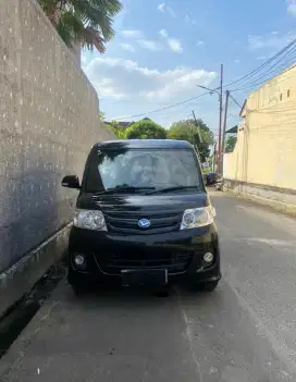 Daihatsu Luxio M MT 2012