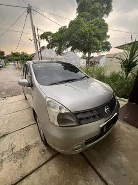 Grand livina 1.5 AT Matic 2008 Cash Pribadi
