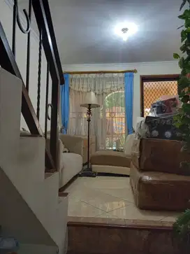 DI JUAL RUMAH DI TAMAN PONDOK INDAH WIYUNG