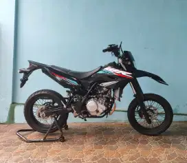 Yamaha wr 155 r supermoto tahun 2022 km rendah