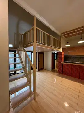 Rumah siap huni di sayap Buahbatu Lengkong Turangga kota Bandung