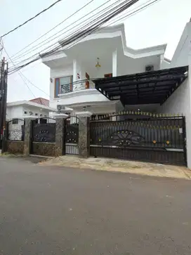 Rumah siap huni baru di Ciracas Jakarta timur