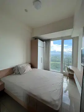 DIJUAL BUTUH DIBAWAH PASARAN  APARTEMEN STUDIO TREEPARK BSD