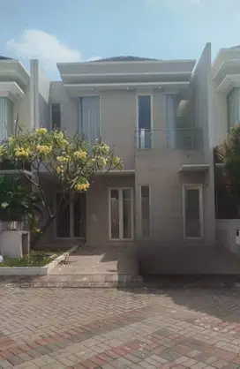 RUMAH DI JUAL 2 LANTAI DI DE VICTORY REGENCY SURABAYA