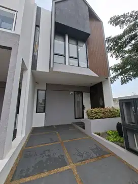 Rumah Design Unik Dekat ke Stasiun KRL, Stasiun MRT dan Pintu Tol JORR