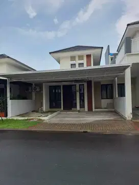 Rumah Siap Huni Dekat Mall