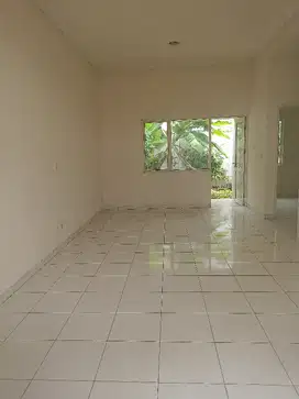 Gileee murah banget, Rumah di cluster Dhana Suvarna sutera.