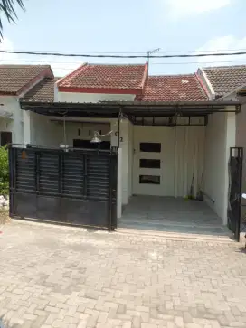Di Kontrakkan Rumah di Kota Kediri