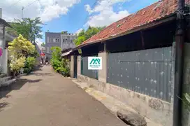 Dijual Rumah Hitung Tanah di Anggrek Garuda Slipi