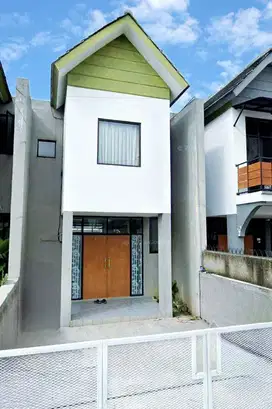 JARANG ADA DIJUAL CEPAT RUMAH SIAP HUNI DI CISARANTEN BANDUNG