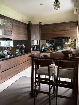 Dijual Rumah Semi Furnished Siap Huni di Cluster Palm Spring Jakarta T