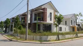 Rumah hoek sudah shm di green Ara residence harapan indah 2 bekasi