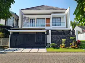 Rumah dijual boulevard araya golf malang