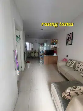 DIJUAL RUMAH GREEN LAKE CITY RENOV 2 LANTAI FULL