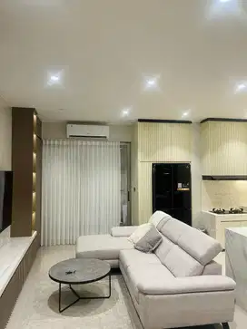 Disewakan Rumah PIK2 6x15 Interior Bagus Cantik
