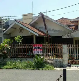 Rumah SHM dalam Komplek di Buahbatu Pusat Kota Bandung