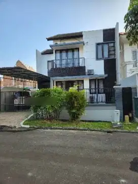 Rumah 2 lantai di Puspita Loka BSD City