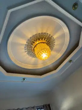 Lampu hias kristal plafon
