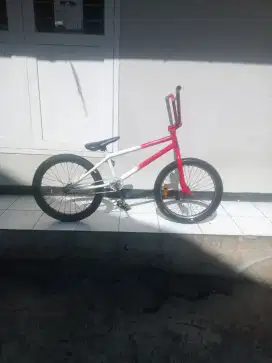 Bmx amokay siap pristel