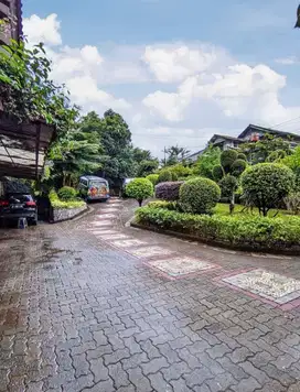 jual rumah villa tanah luas di Jagakarsa Jakarta Selatan