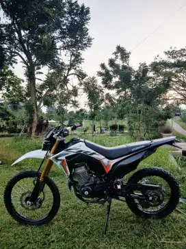 Jual motor crf  150 L