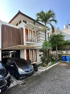 Rumah Bagus Sudah Renovasi 2 Lantai Di Jagakarsa