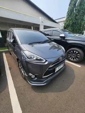 Toyota Sienta tipe Q 2018