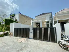 RUMAH MODERN SIAP BANGUN DI NGEMPLAK DEKAT JALAN BESI JANGKANG