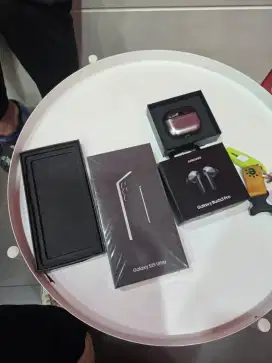 Promo ahir bulan Samsung s25 Ultra free Buds 3pro
