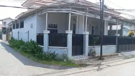 Rumah beserta perabotannya