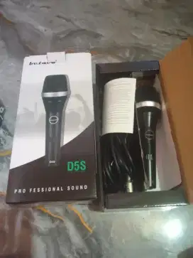 Mic BETAVO D8S Professional
