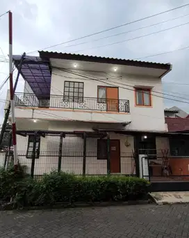 HOT SALE!!! Rumah KOS posisi Hook Di Depan STAN Bintaro Jaya