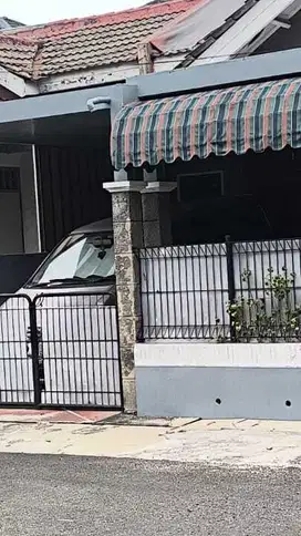 WTS / Dijual Cepat Rumah Siap Huni di Griya Loka Sektor 1.6, BSD City